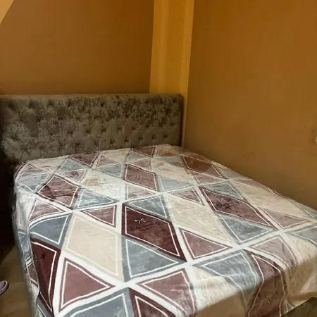 Apartment Sabri Golem (Tirana)